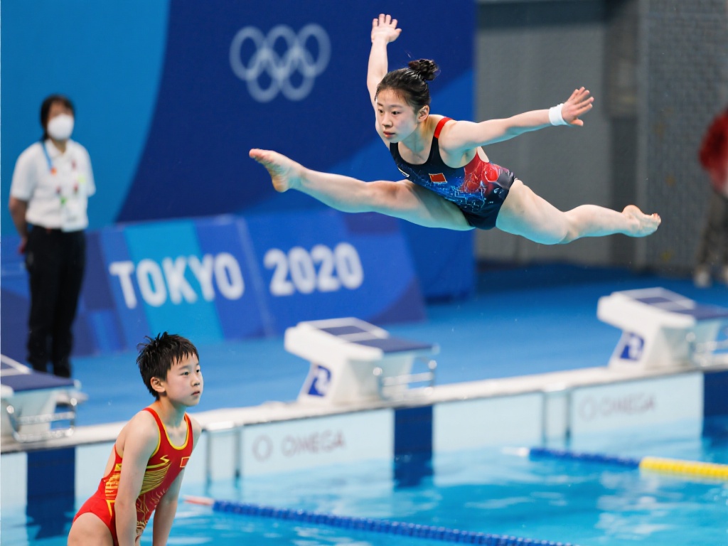 向于通过手 向于通过手